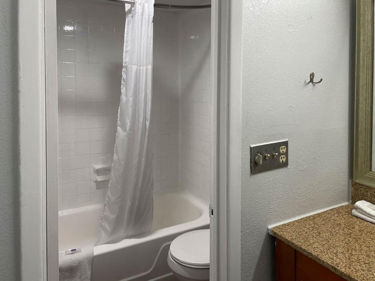 Suites Wytheville Va ภายนอก รูปภาพ